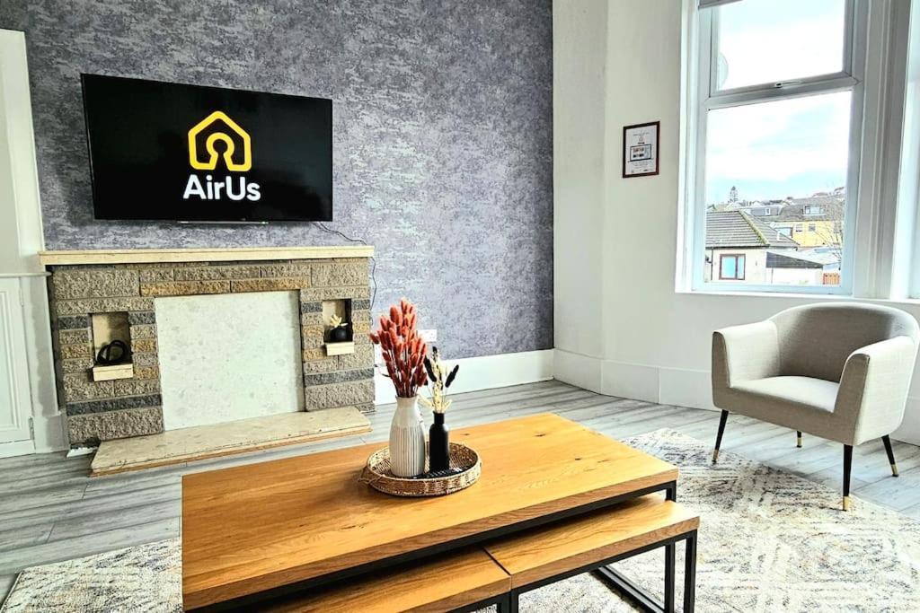 Spacious Haven With Free Parking Γλασκώβη Εξωτερικό φωτογραφία