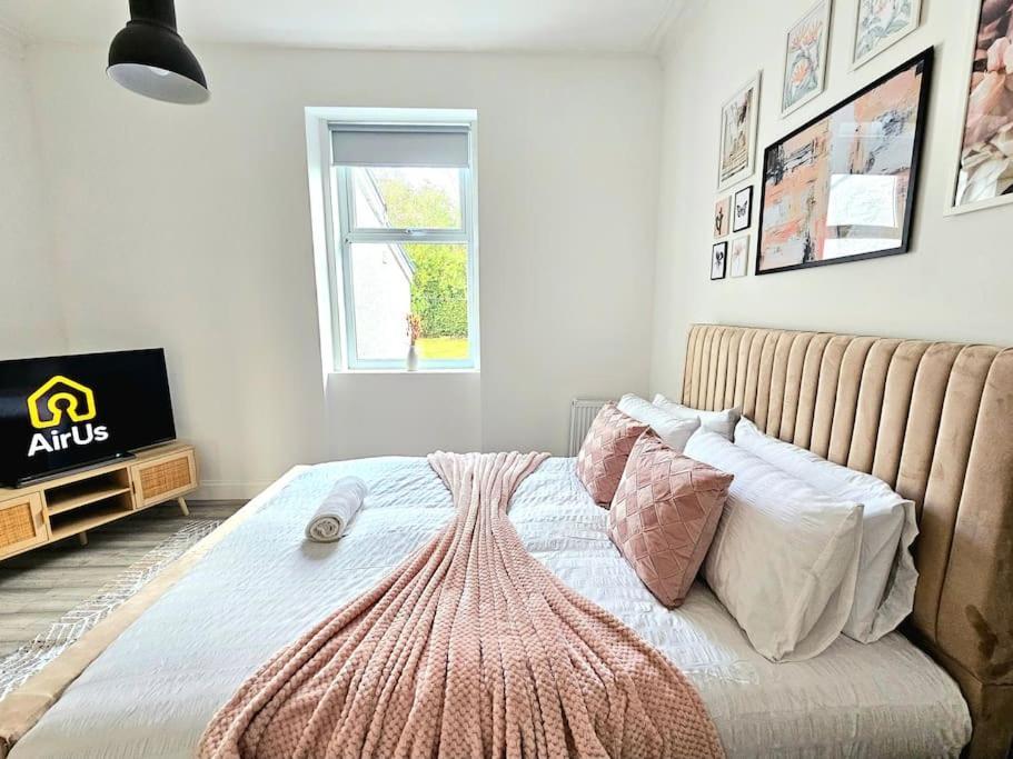 Spacious Haven With Free Parking Γλασκώβη Εξωτερικό φωτογραφία