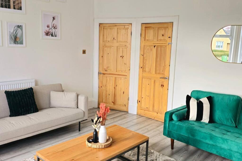 Spacious Haven With Free Parking Γλασκώβη Εξωτερικό φωτογραφία